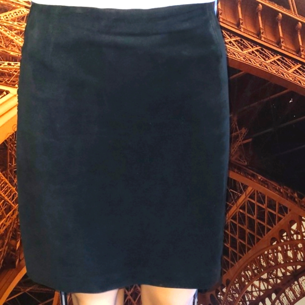 Caché Black Suede Mini Skirt with Side Lace Panels. Size 12. #2-0223
